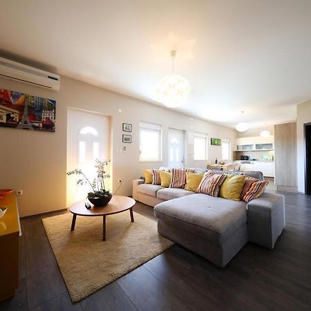 Luxury Apartment Rougemarin Pakoštane Exteriör bild