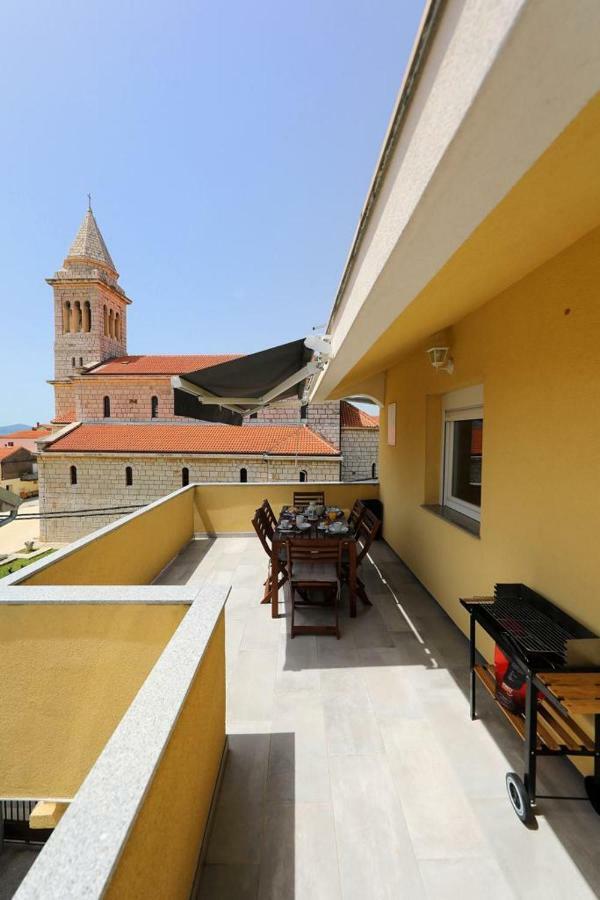 Luxury Apartment Rougemarin Pakoštane Exteriör bild